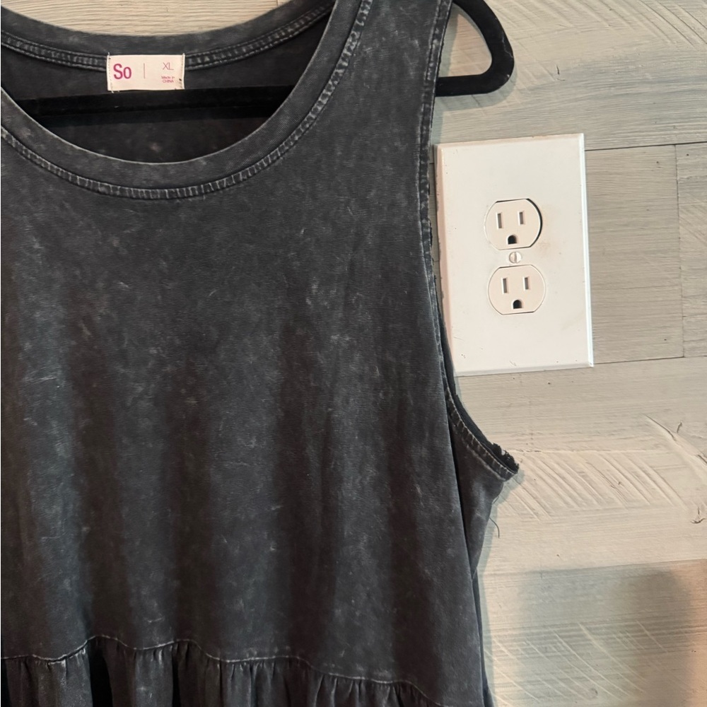 SO dark grey  Sleeveless Maxi Dress - Picture 11 of 13